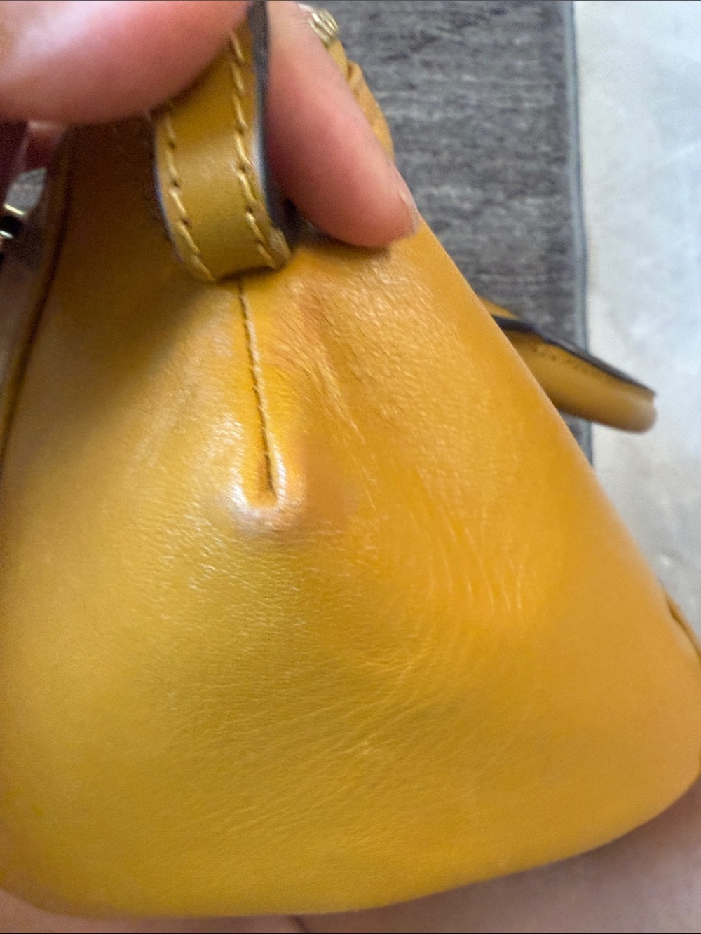 Burberry Mustard Yellow Check Satchel Bag Authentic in very good condition - Picture 7 of 15